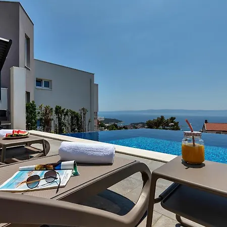 Вілла Nina 2, *